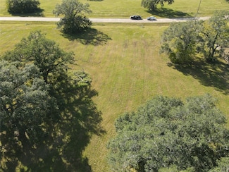 381 Pony Trail, Richwood, TX 77515