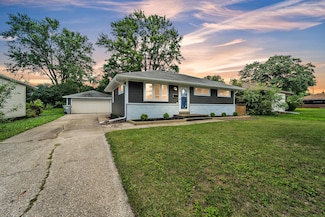 8919 W Custer Ave, Milwaukee, WI 53225