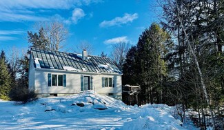 34 Muskrat Ln, Londonderry, VT 05148