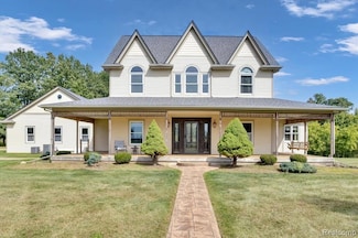 474 N Summers Rd, Imlay City, MI 48444