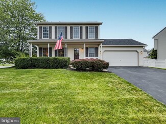 215 Fencepost Ln, Palmyra, PA 17078