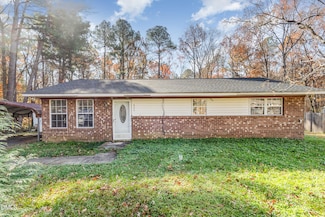 626 Shannon Dr, Chapel Hill, NC 27516