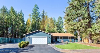 12925 Ferndale Dr, Hayden, ID 83835