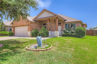 215 Hendelson Ln, Hutto, TX 78634