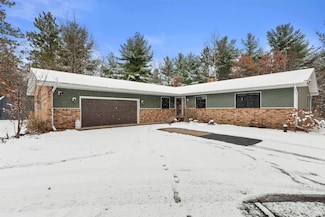 1651 Audreys Ln, Stevens Point, WI 54482