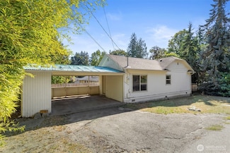 18952 Brockton Ave NE, Suquamish, WA 98392