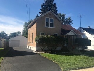761 4th Ave, Aurora, IL 60505
