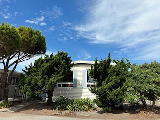 22 Sea Breeze Dr Unit 22, Half Moon Bay, CA 94019