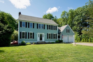 261 Olde Forge Rd, Hanover, MA 02339