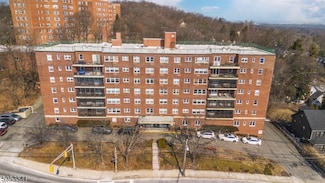 415 Claremont Ave Unit 2G, Montclair, NJ 07042