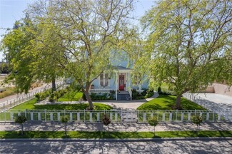 1927 Young St, Selma, CA 93662