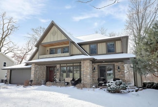 280 Ridgeview Dr, Wayzata, MN 55391