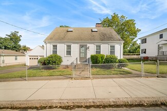 340 S Oxford St, Fall River, MA 02721