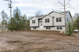 75 Tamarack Ln, Woolwich, ME 04579