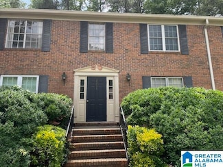 2213 Montreat Cir Unit D, Vestavia Hills, AL 35216