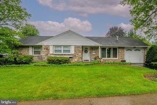 528 Bluebird Rd, Lititz, PA 17543