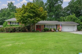 2224 Shady Dell Ln, Vestavia, AL 35216