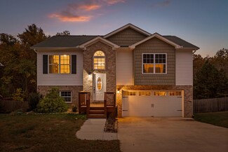 1614 Short Leaf Ln, Soddy Daisy, TN 37379