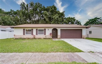 717 Regent Cir S, Brandon, FL 33511