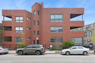 1741 W Beach Ave Unit 2, Chicago, IL 60622