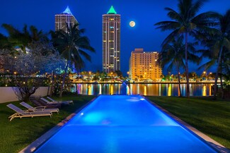 4745 Pine Tree Dr, Miami Beach, FL 33140