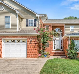 7505 Riverside Ct, Clemmons, NC 27012