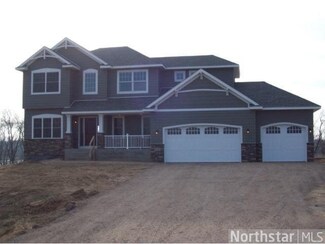 10235 10235 245th St, Chisago City, MN 55013