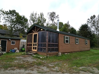 26 School St, Princeton, ME 04668