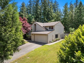 7792 Holly Park Ct NW, Bremerton, WA 98312