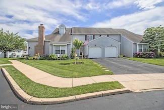 202 Lennox Ct, Lansdale, PA 19446