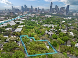 302 Park Ln, Austin, TX 78704