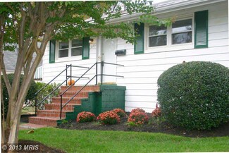 5127 19th St N, Arlington, VA 22207