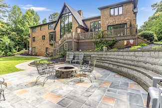 106 Riverbank Ct, Moore, SC 29369