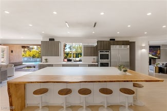 7271 Loma Alta Cir, Las Vegas, NV 89120