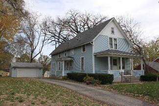 1114 Pearl St, Aurora, IL 60505
