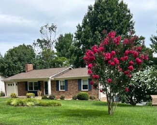 688 Gloria Place, Staunton, VA 24401