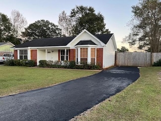 9601 Royal Woods Dr S, Mobile, AL 36608