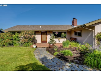 3120 Onyx St, Eugene, OR 97405