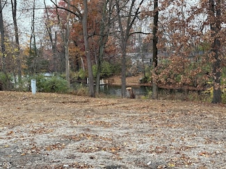 40 Lazy River Rd, Cloverdale, IN 46120