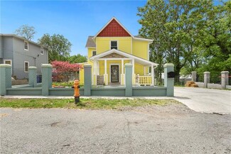 812 S Delaware St, Independence, MO 64050