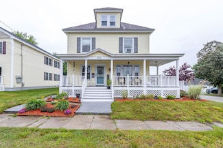 1076 Merrill St, Manchester, NH 03103