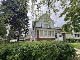 3671 E Plankinton Ave, Cudahy, WI 53110