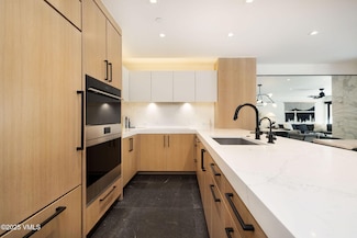 684 W Lionshead Cir Unit 304, Vail, CO 81657