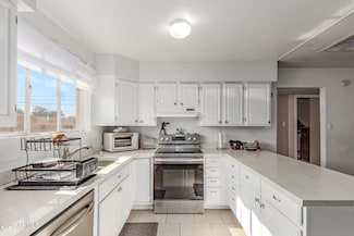 2938 N 50th Dr, Phoenix, AZ 85031