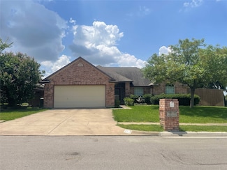 6700 Moss Ln, North Richland Hills, TX 76182