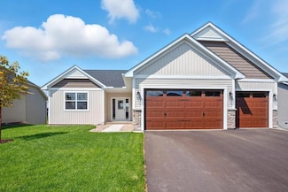 1703 Spruce St, Farmington, MN 55024