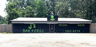 1510 Southview Cir, Center, TX 75935