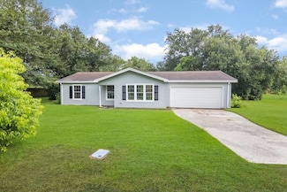 512 N Inwood Dr, Bridge City, TX 77611