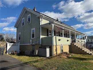 83 Prospect Hill Ave, West Warwick, RI 02893