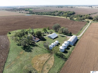 72565 637 Ave, Auburn, NE 68305